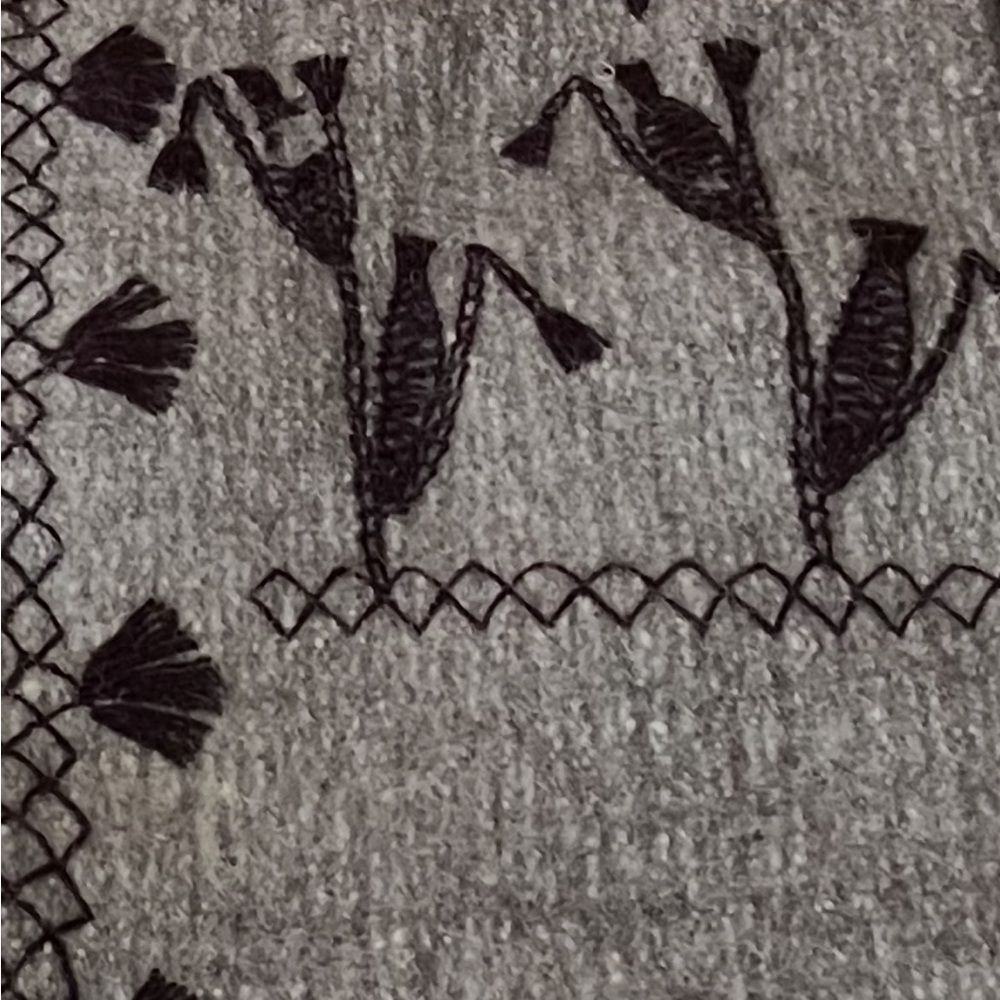 BEAUTIFUL NEW Peruvian HANDMAID ALPACA WOOL SWEATER (Cardigan). - Picture 11 of 16